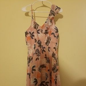 Asymmetrical pink ruffle floral dress Size M